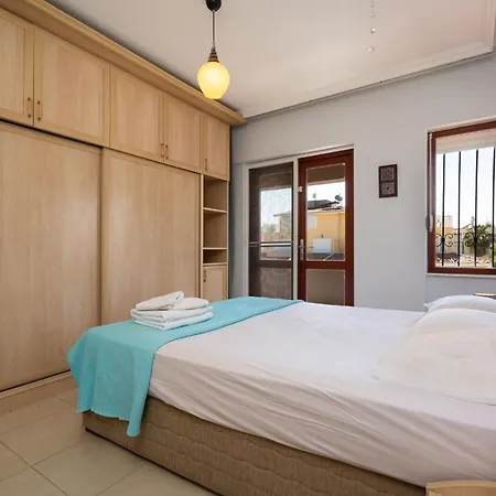 Villa Belek Kadriye Mahallesi 4+1 Oezel Havuzlu Villa Belek
