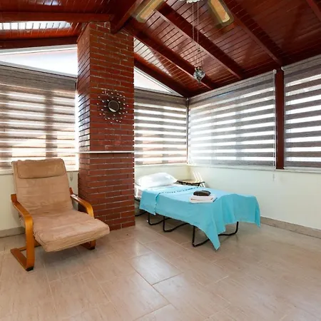 Villa Belek Kadriye Mahallesi 4+1 Oezel Havuzlu Villa Belek