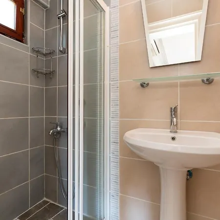 Belek Kadriye Mahallesi 4+1 Oezel Havuzlu Villa Belek