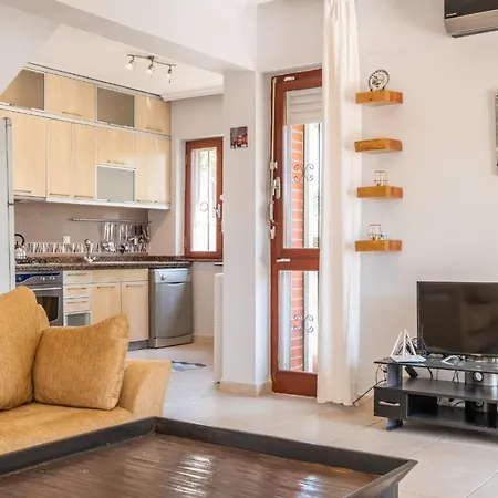 Villa Belek Kadriye Mahallesi 4+1 Oezel Havuzlu Villa Belek
