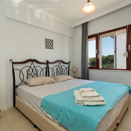 Villa Belek Kadriye Mahallesi 4+1 Oezel Havuzlu Villa